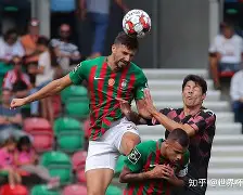 阿贾克斯在荷甲联赛中继续保持不败战绩(阿贾克斯荷甲赛程)